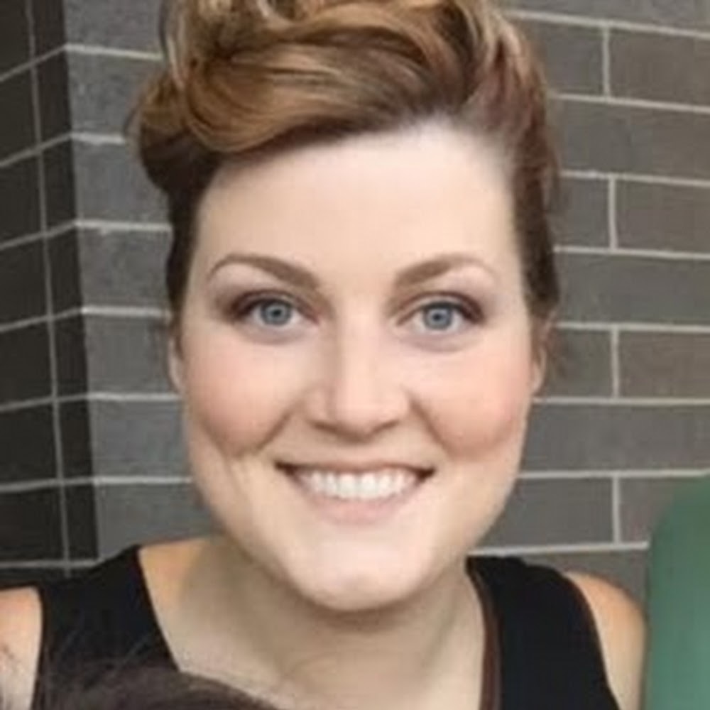 Meet your Posher, Amelia
